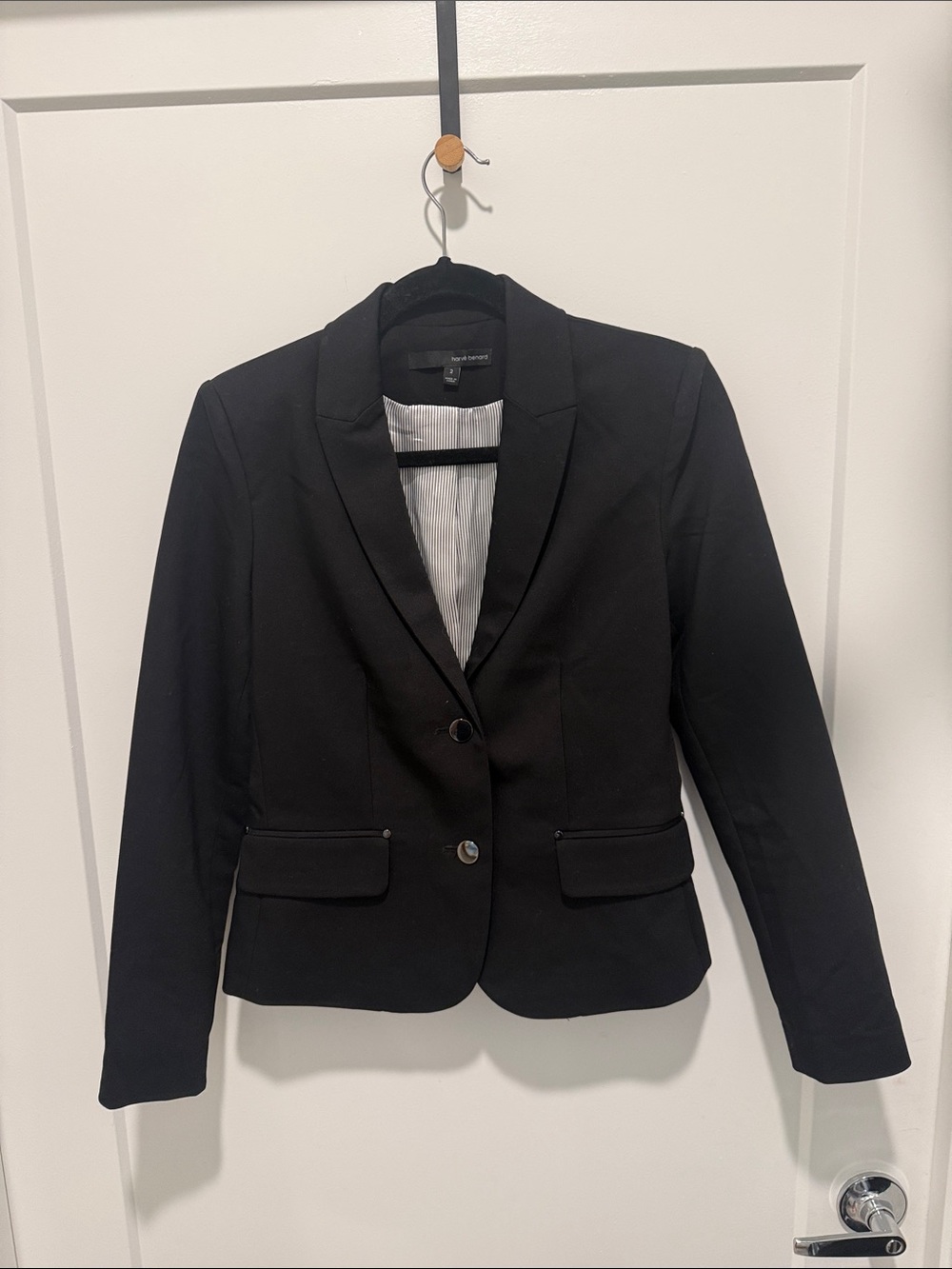Harve Benard Black Tailored Single-Breasted Blazer